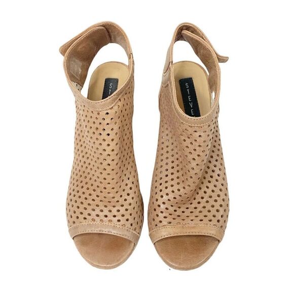 Steven by Steve Madden Brown Perforated Leather Stacked Heel Booties Size 38 - Picture 3 of 9